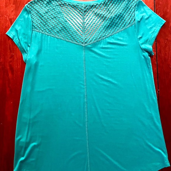 Cable & Gauge Jersey Short Sleeve Top - Picture 3 of 3